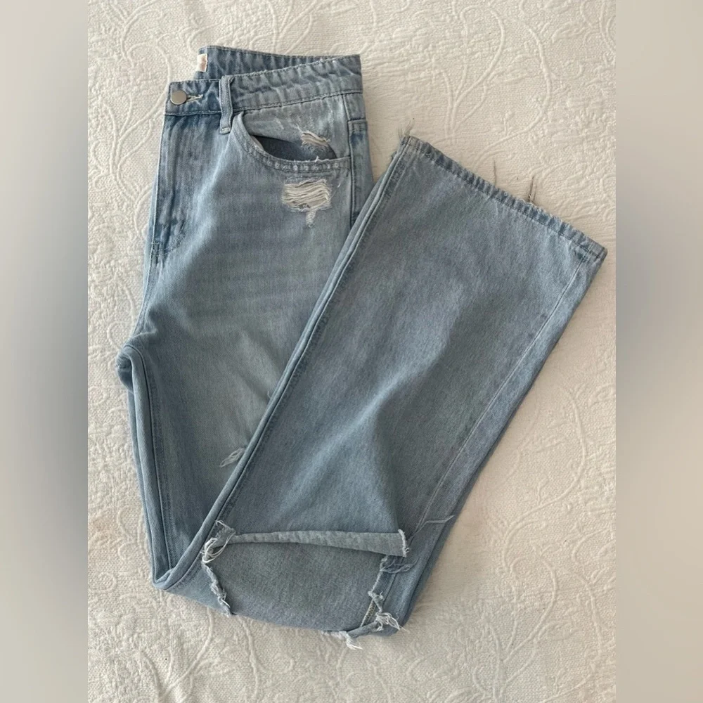 Altar’d State Straight Leg Ripped Jeans - Picture 3 of 5